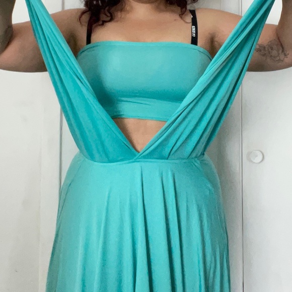 Turquoise infinity dress - Picture 1 of 5